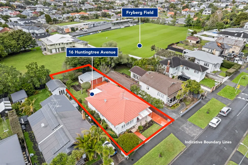 Photos of 16 Huntingtree Avenue