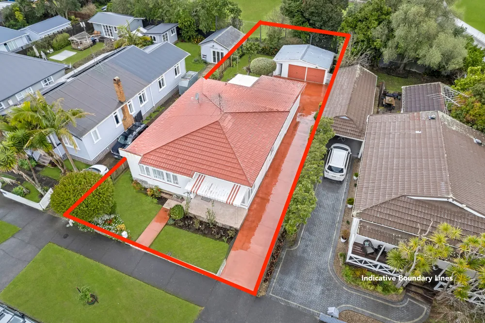 Photos of 16 Huntingtree Avenue