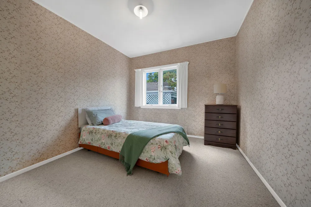 Photos of 16 Huntingtree Avenue