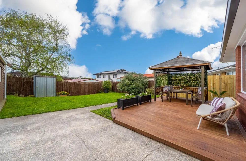 Photos of 24 Walworth Avenue