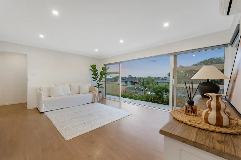 Photos of 24 Walworth Avenue