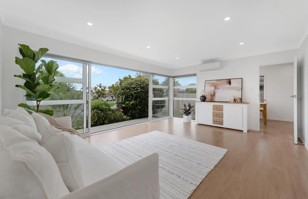 Photos of 24 Walworth Avenue