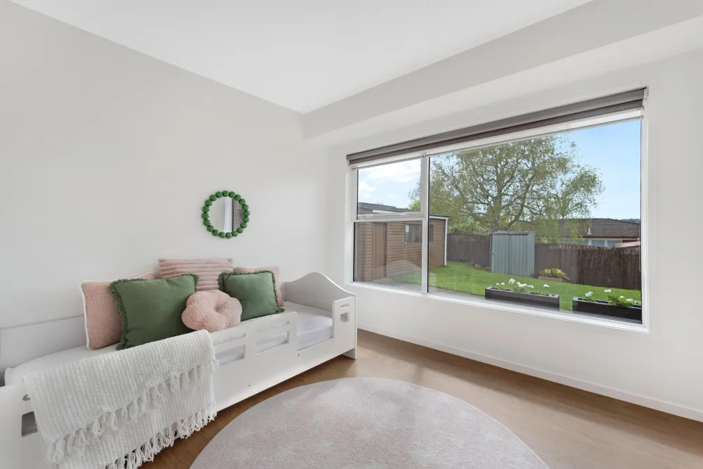 Photos of 24 Walworth Avenue