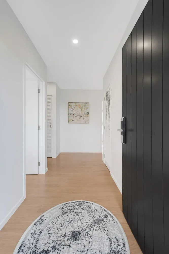 Photos of 24 Walworth Avenue