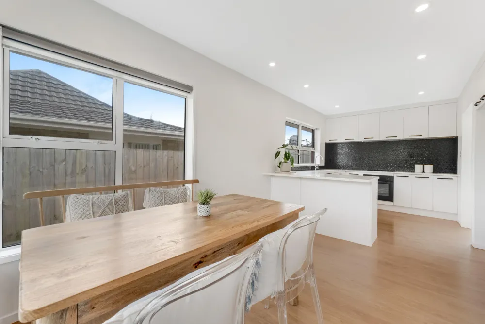 Photos of 24 Walworth Avenue