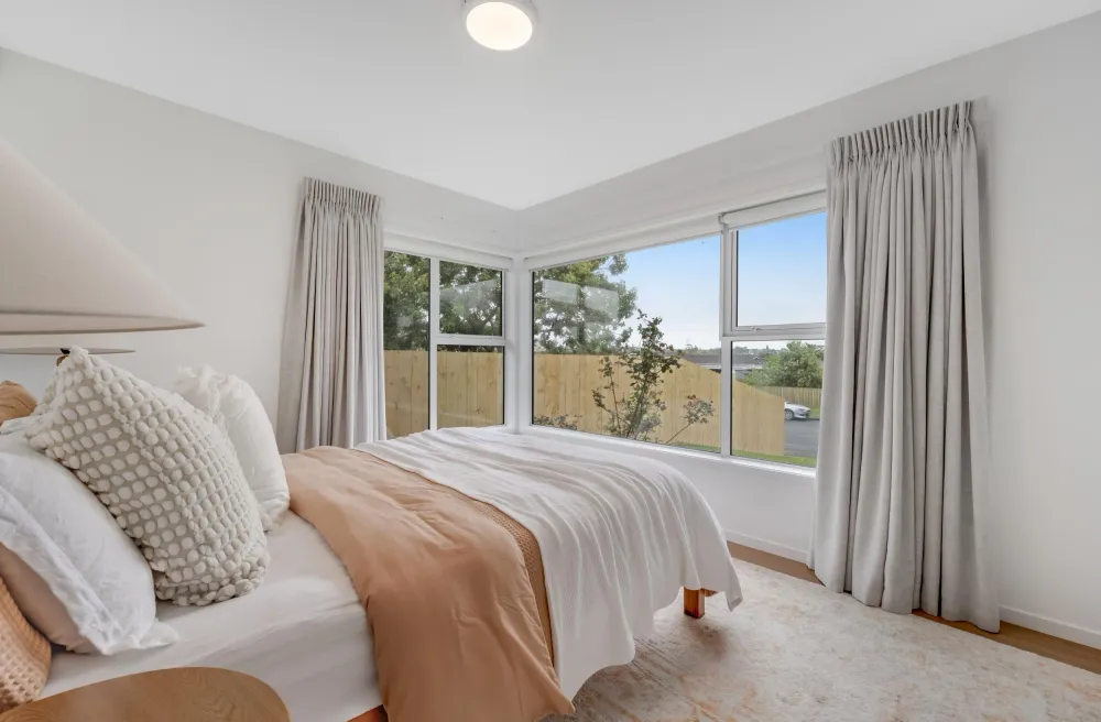 Photos of 24 Walworth Avenue