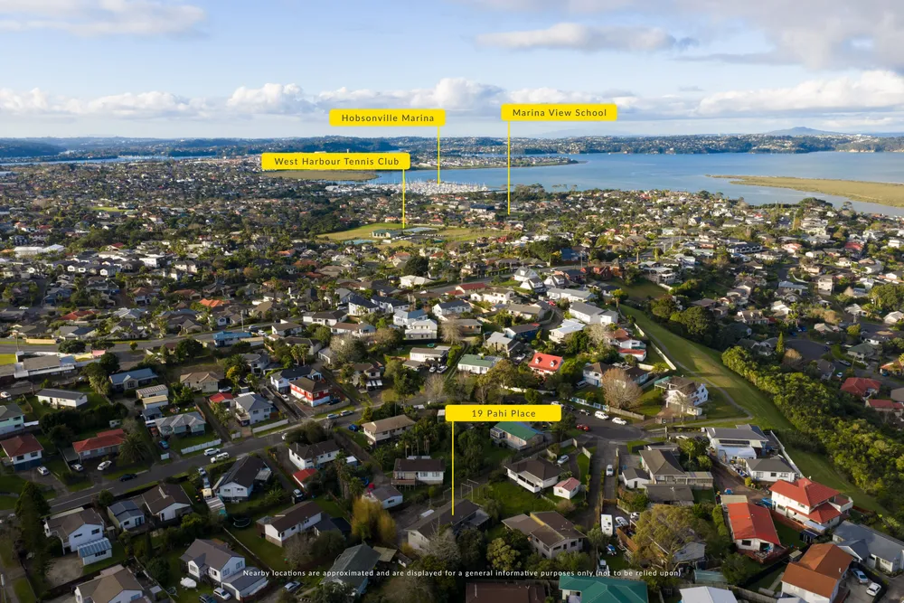 Photos of 19 Pahi Place