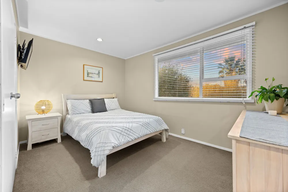 Photos of 19 Pahi Place