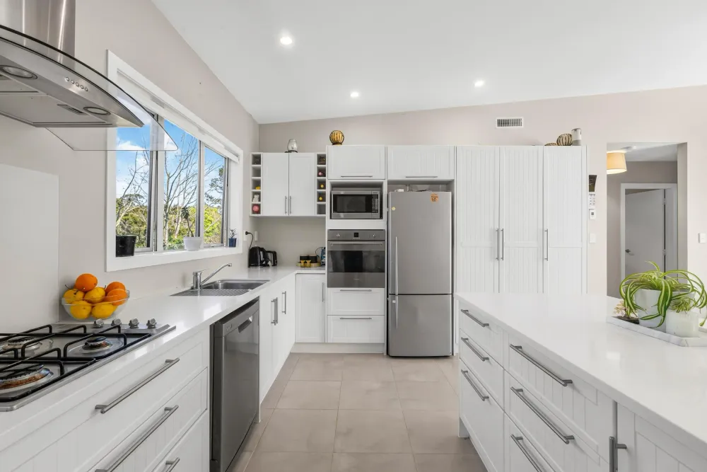 Photos of 180A Dinsdale Road