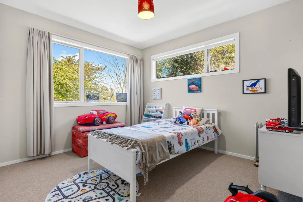 Photos of 180A Dinsdale Road