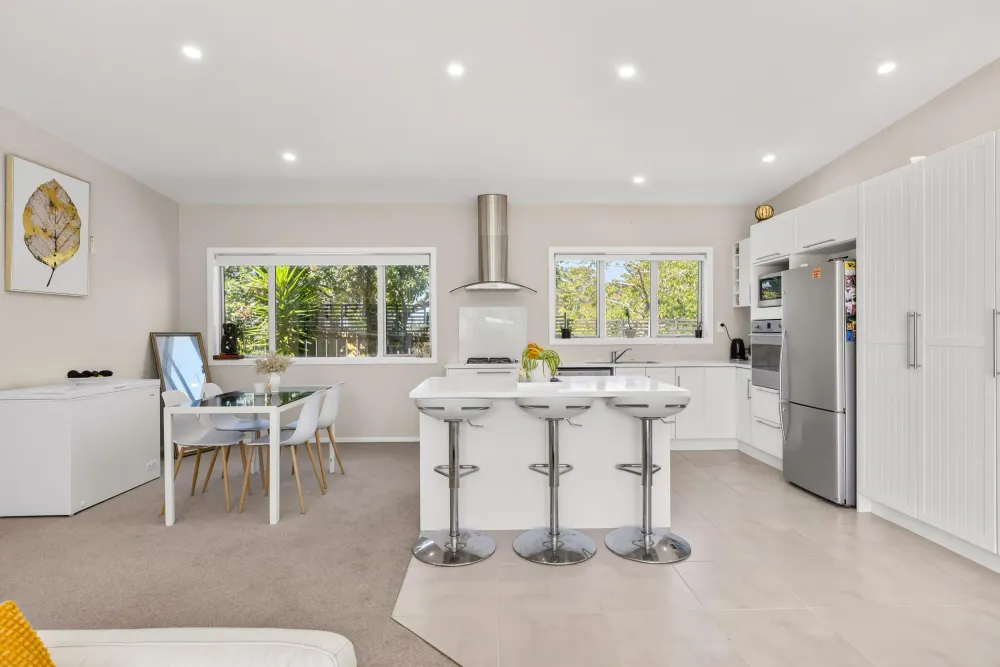 Photos of 180A Dinsdale Road