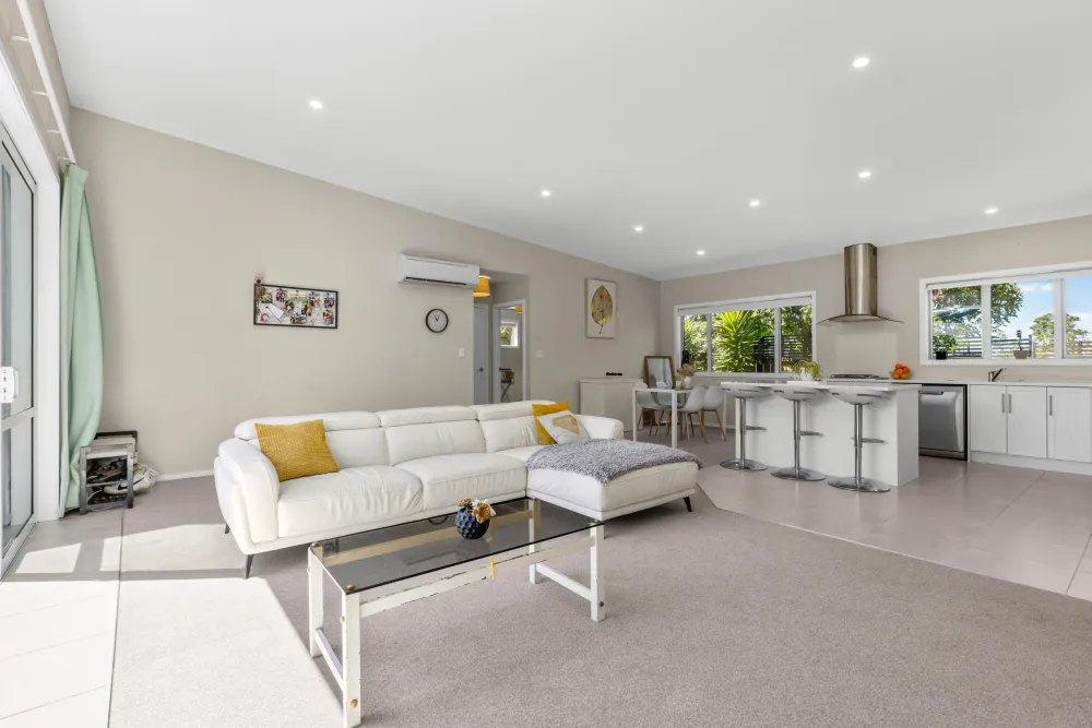 Photos of 180A Dinsdale Road