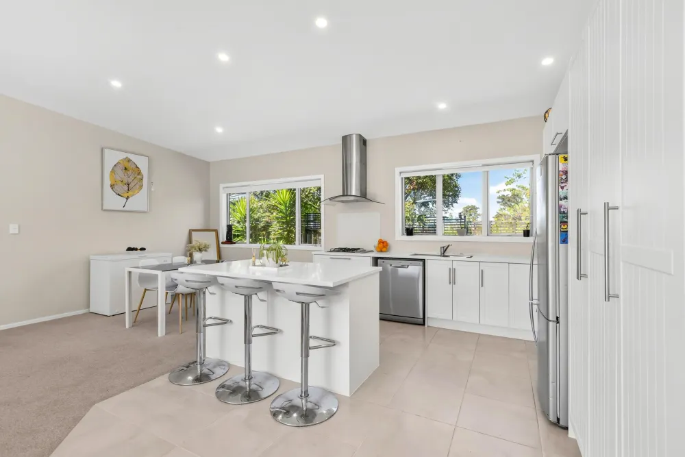 Photos of 180A Dinsdale Road