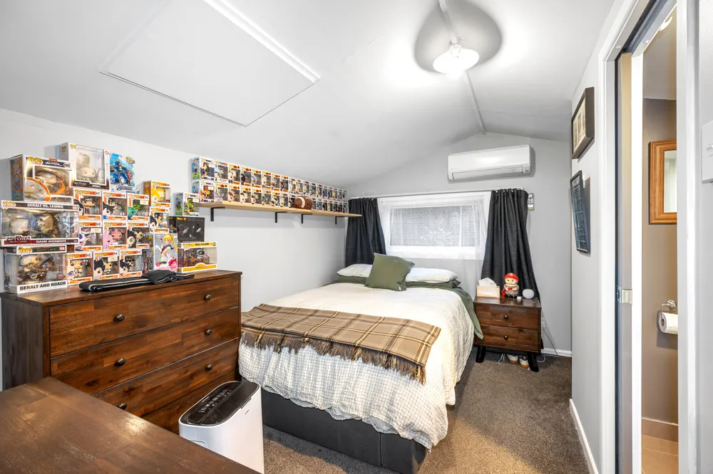 Photos of 67 Stanbury Avenue