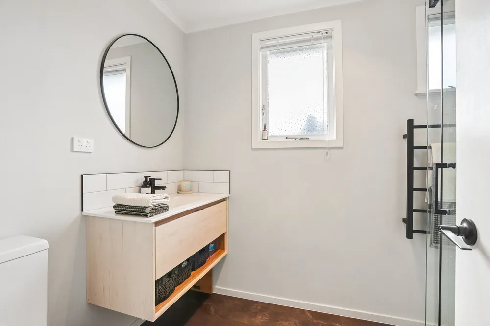 Photos of 48 Longburn Road