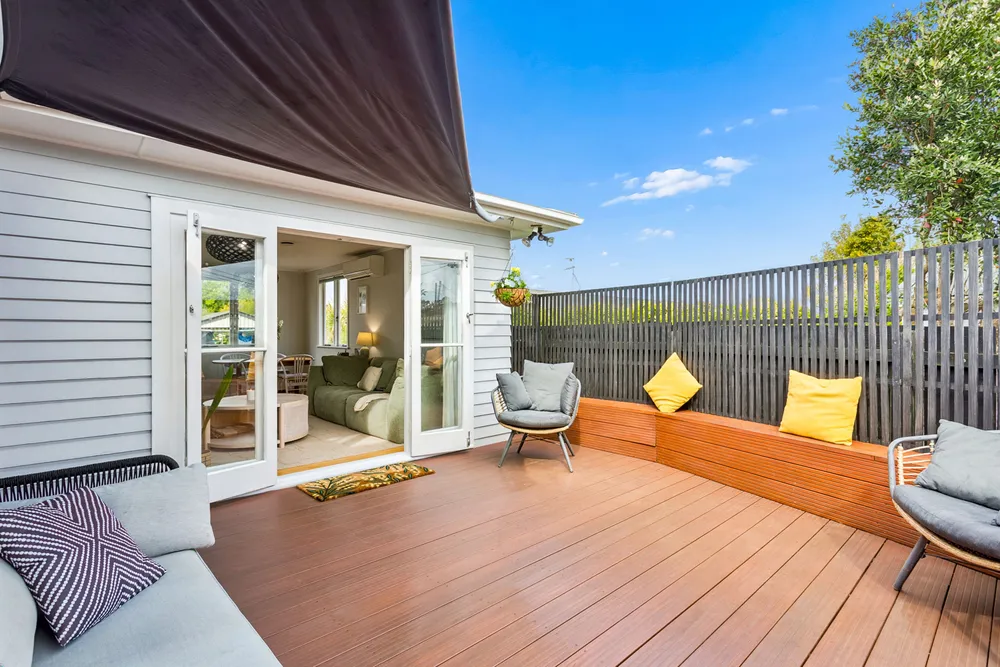Photos of 48 Longburn Road