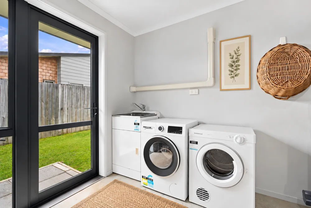 Photos of 3 Michel Colombon Close