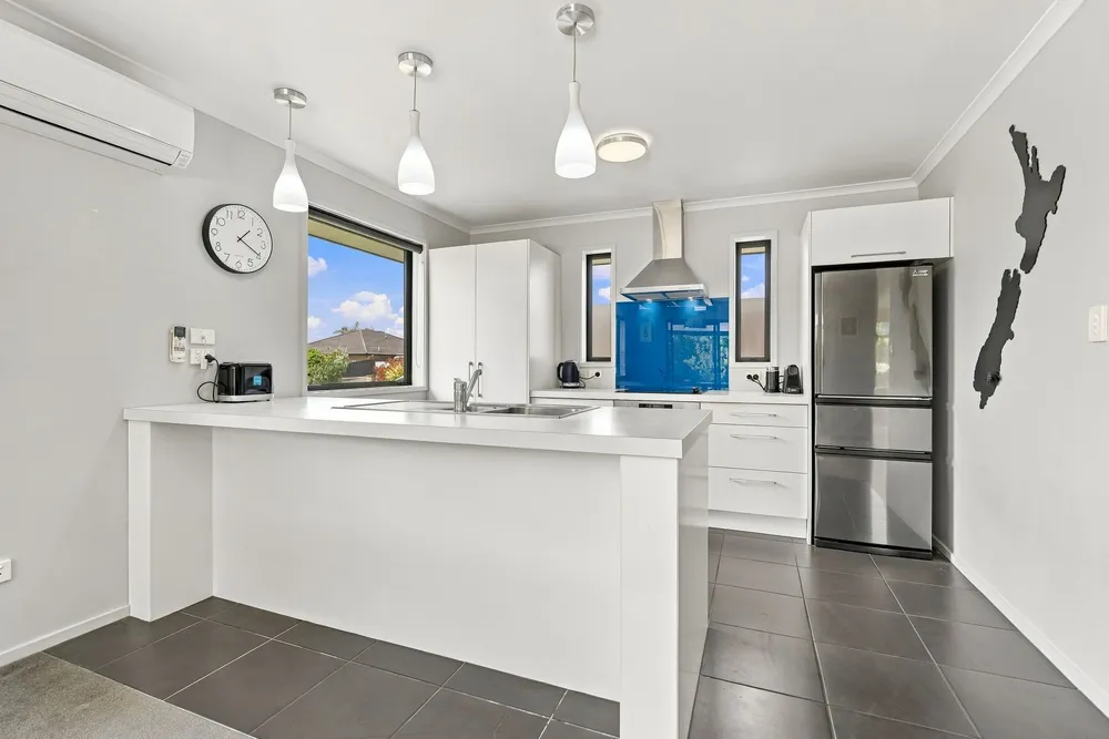Photos of 3 Michel Colombon Close