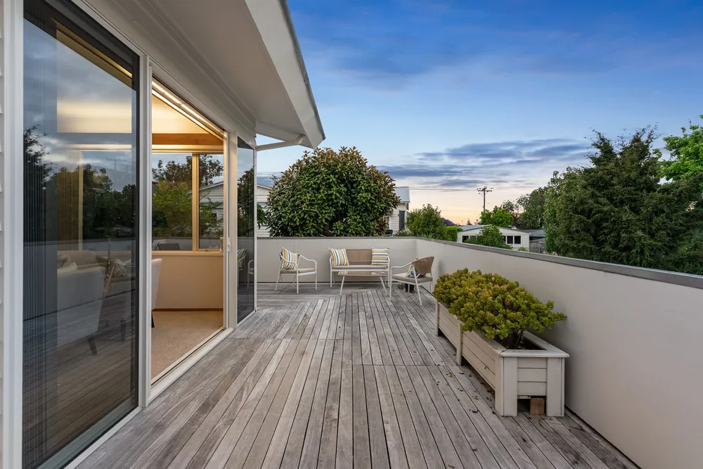 Photos of 2 The Glebe