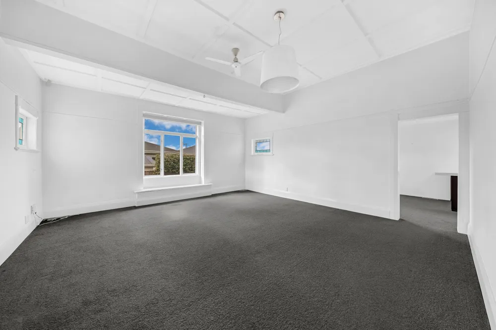 Photos of 802 New North Road