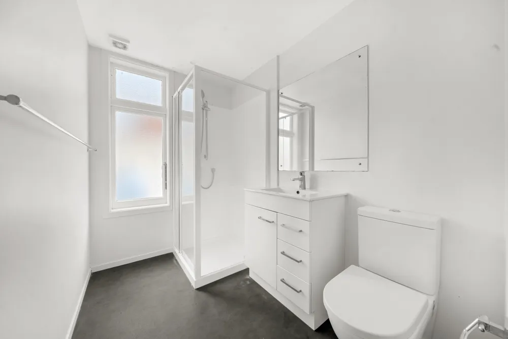 Photos of 802 New North Road