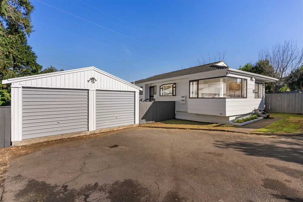 Photos of 151A Waipuna Road East