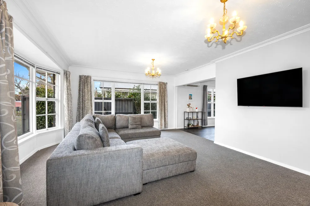 Photos of 281 Avonhead Road