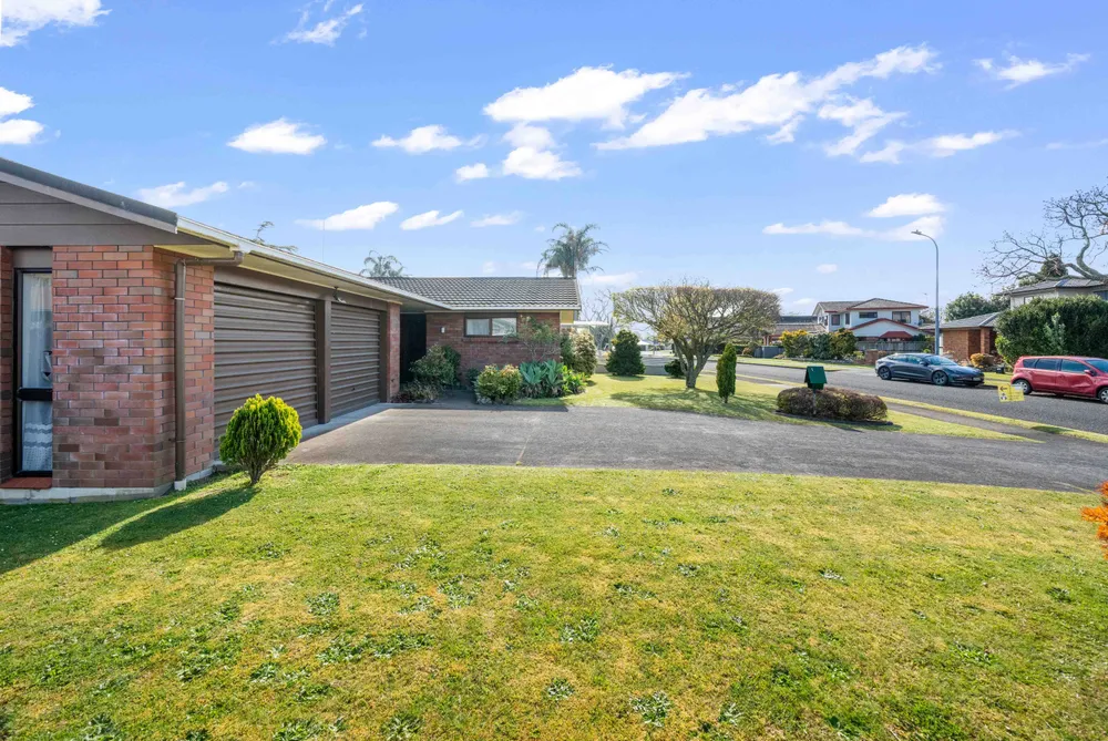 Photos of 28 Evanda Crescent