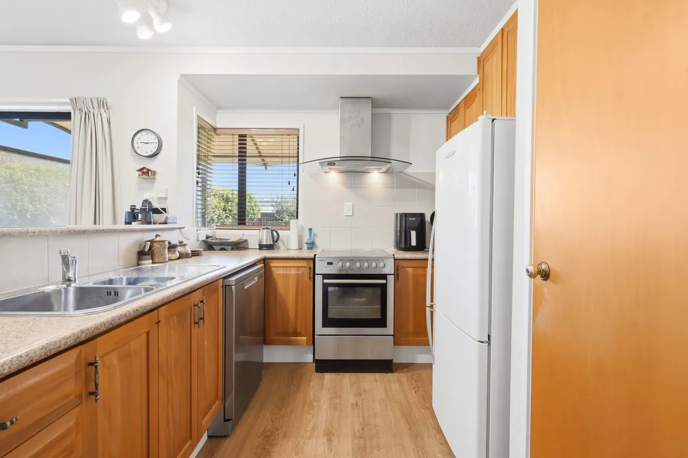 Photos of 28 Evanda Crescent