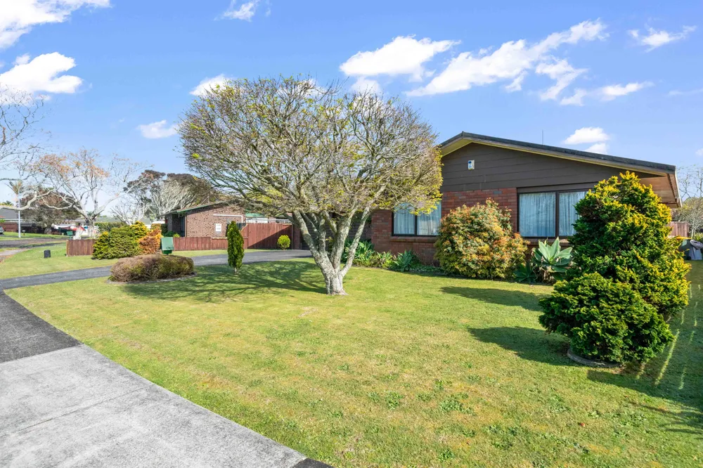 Photos of 28 Evanda Crescent