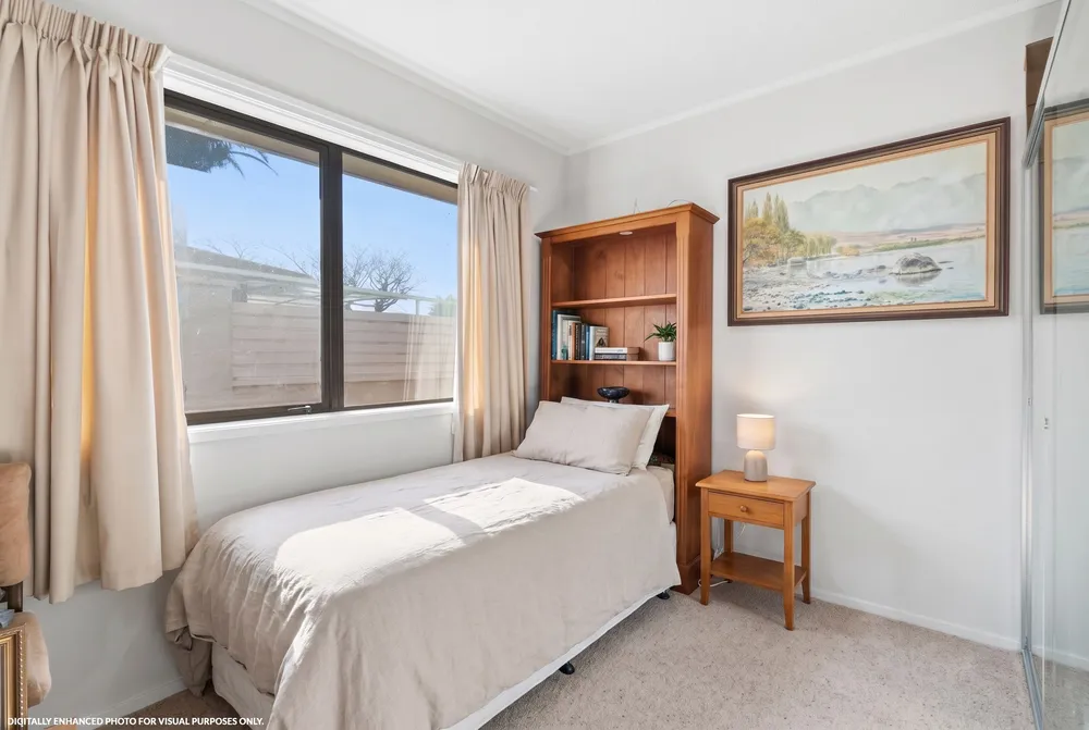 Photos of 28 Evanda Crescent