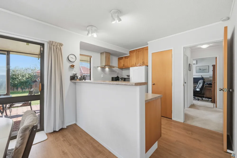 Photos of 28 Evanda Crescent