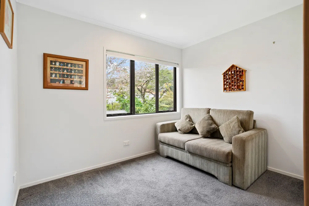 Photos of 20A Queensway