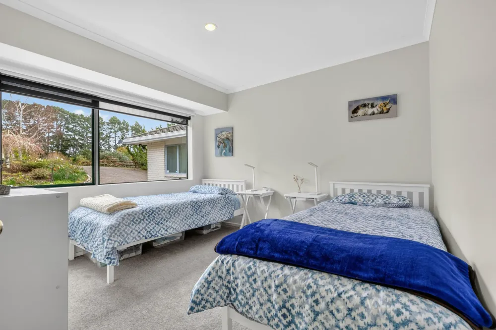 Photos of 517 Findlay Road