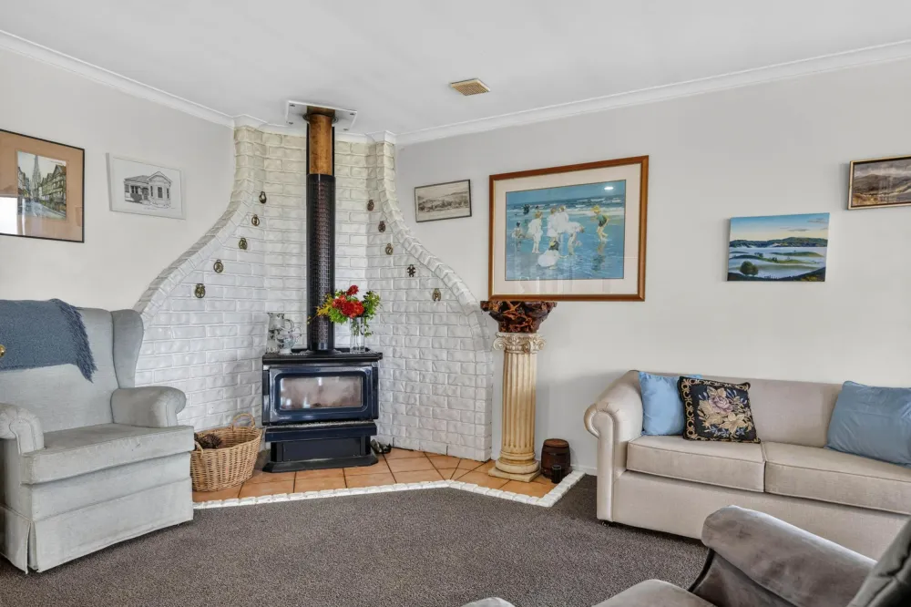 Photos of 517 Findlay Road