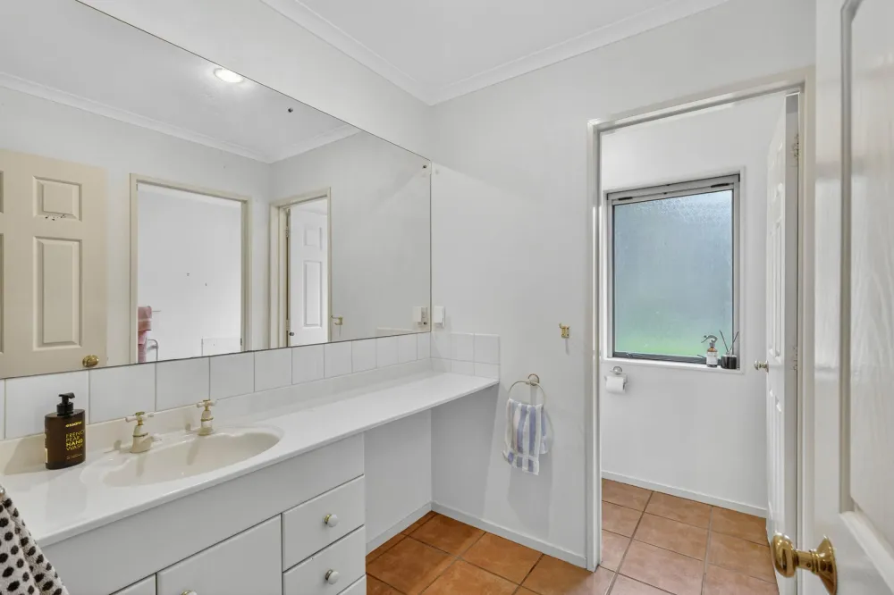 Photos of 517 Findlay Road