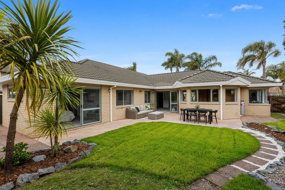 Photos of 179 Lakeside Drive