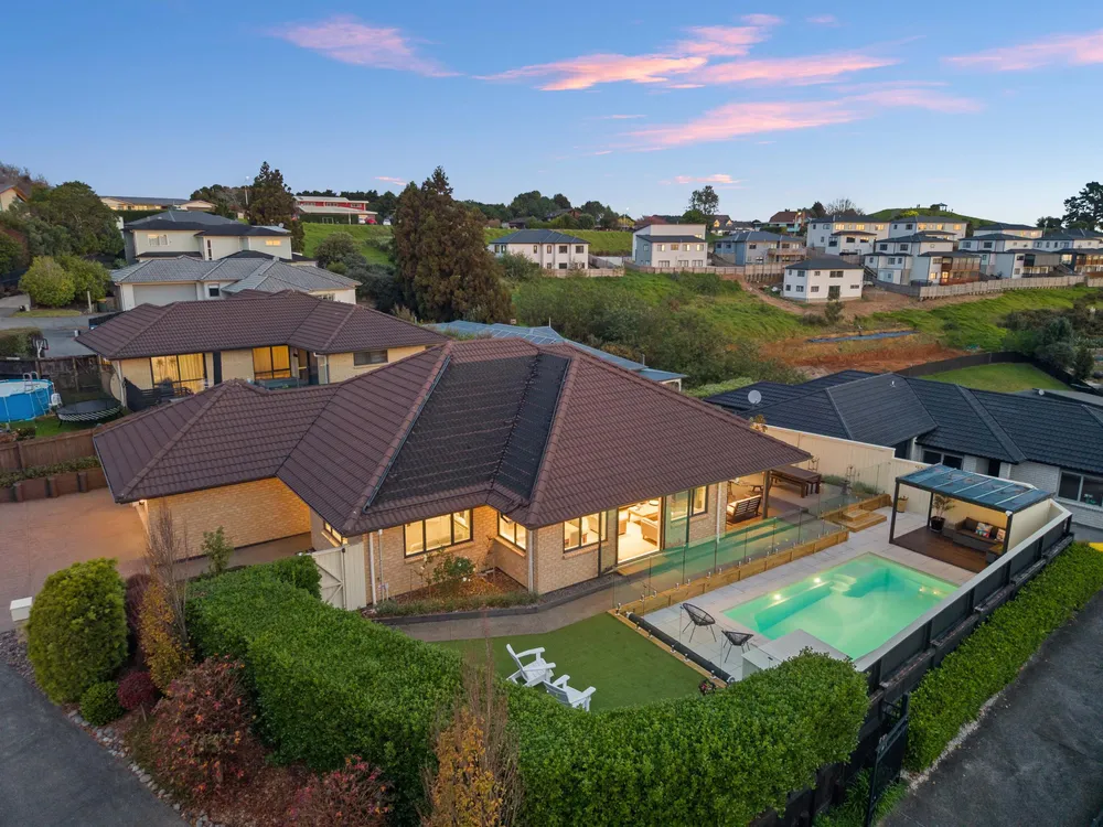 Photos of 16 Tokerau Crescent