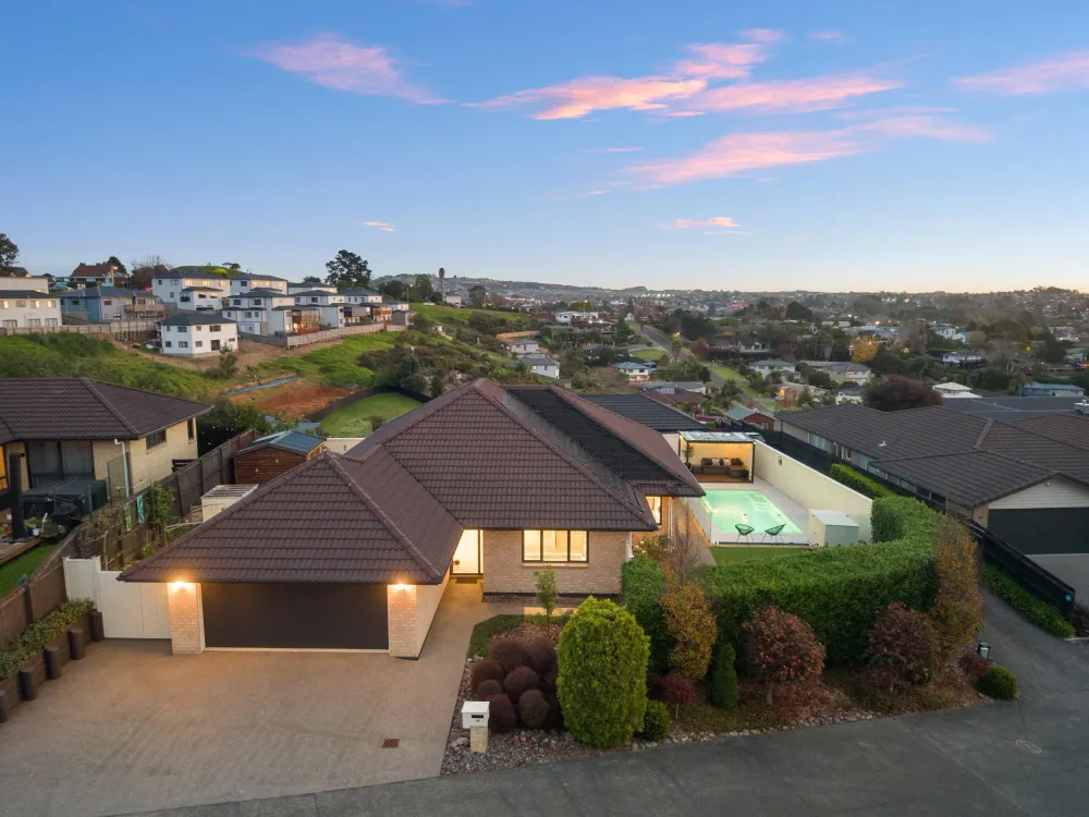 Photos of 16 Tokerau Crescent