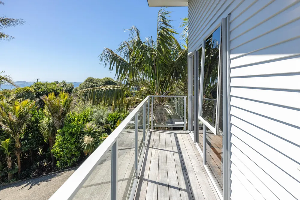 Photos of 54 Hekerua Road