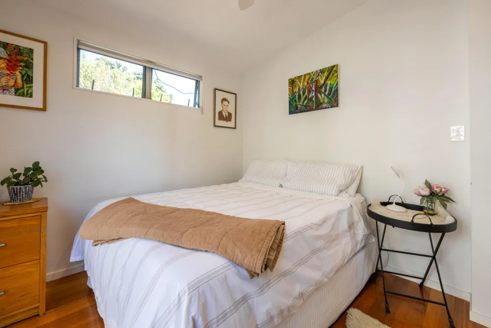 Photos of 54 Hekerua Road