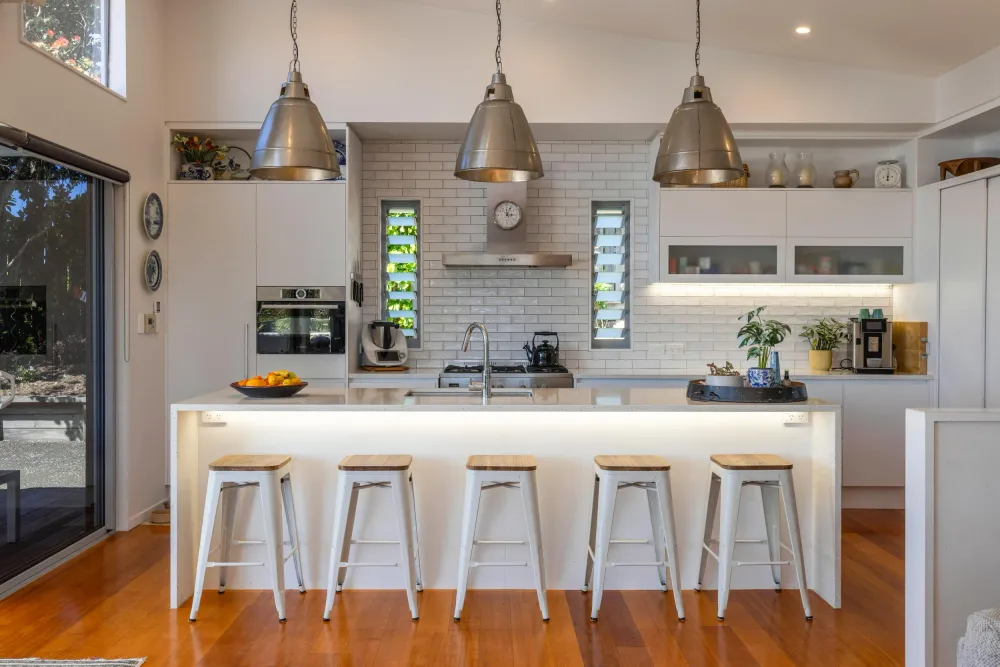 Photos of 54 Hekerua Road