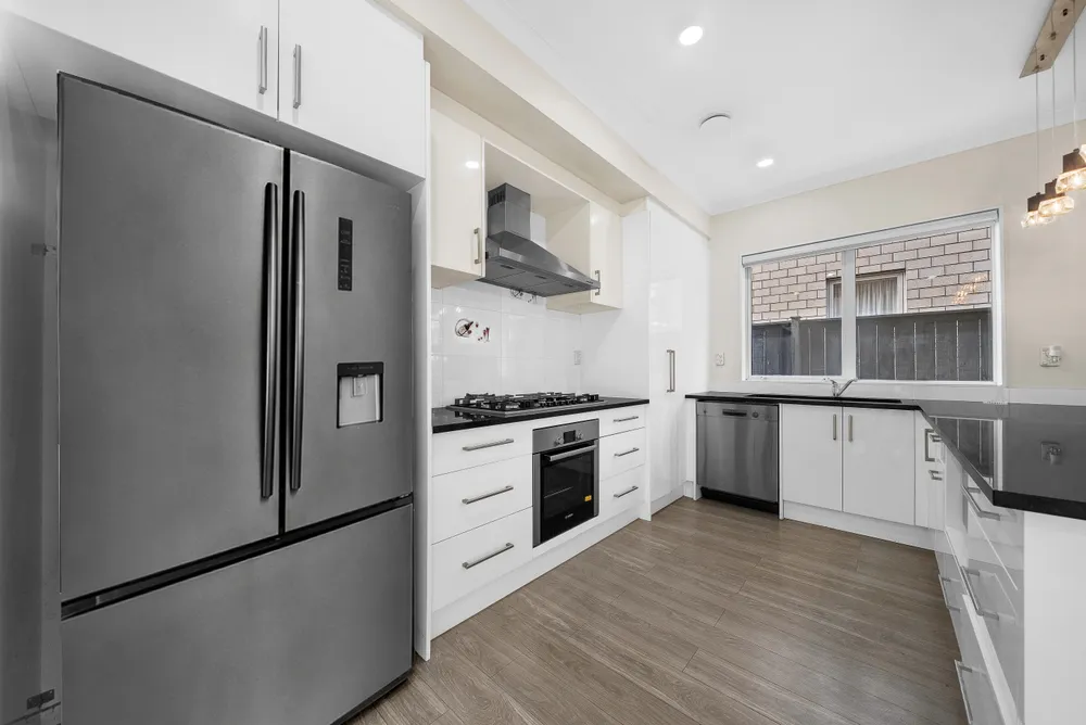 Photos of 135 Flat Bush School Road