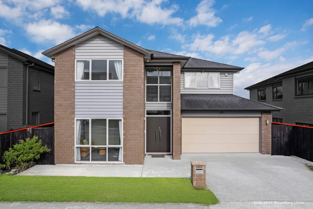 Photos of 135 Flat Bush School Road