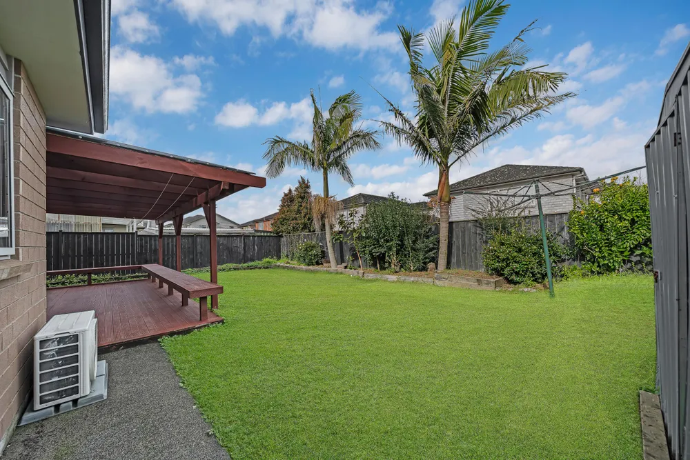 Photos of 135 Flat Bush School Road