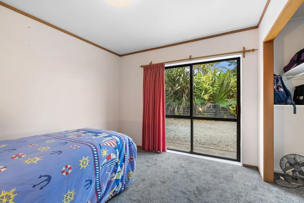 Photos of 136 Knight Road