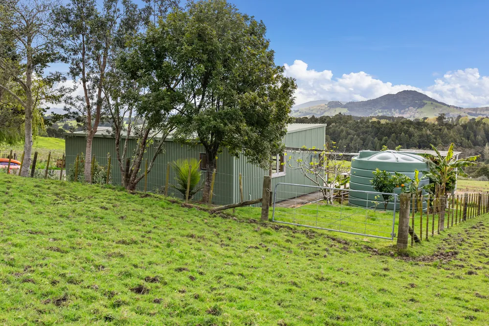 Photos of 136 Knight Road