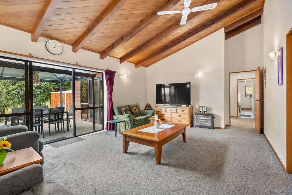 Photos of 136 Knight Road