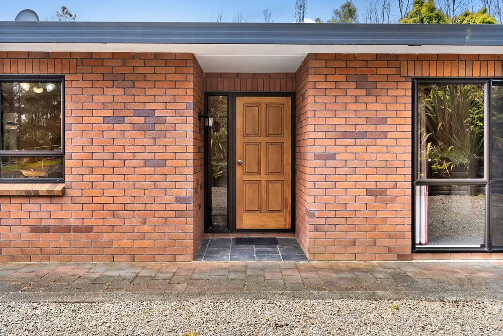Photos of 136 Knight Road