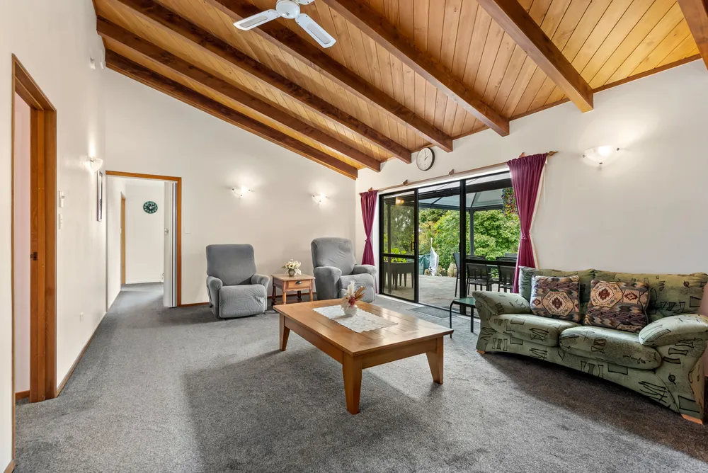 Photos of 136 Knight Road